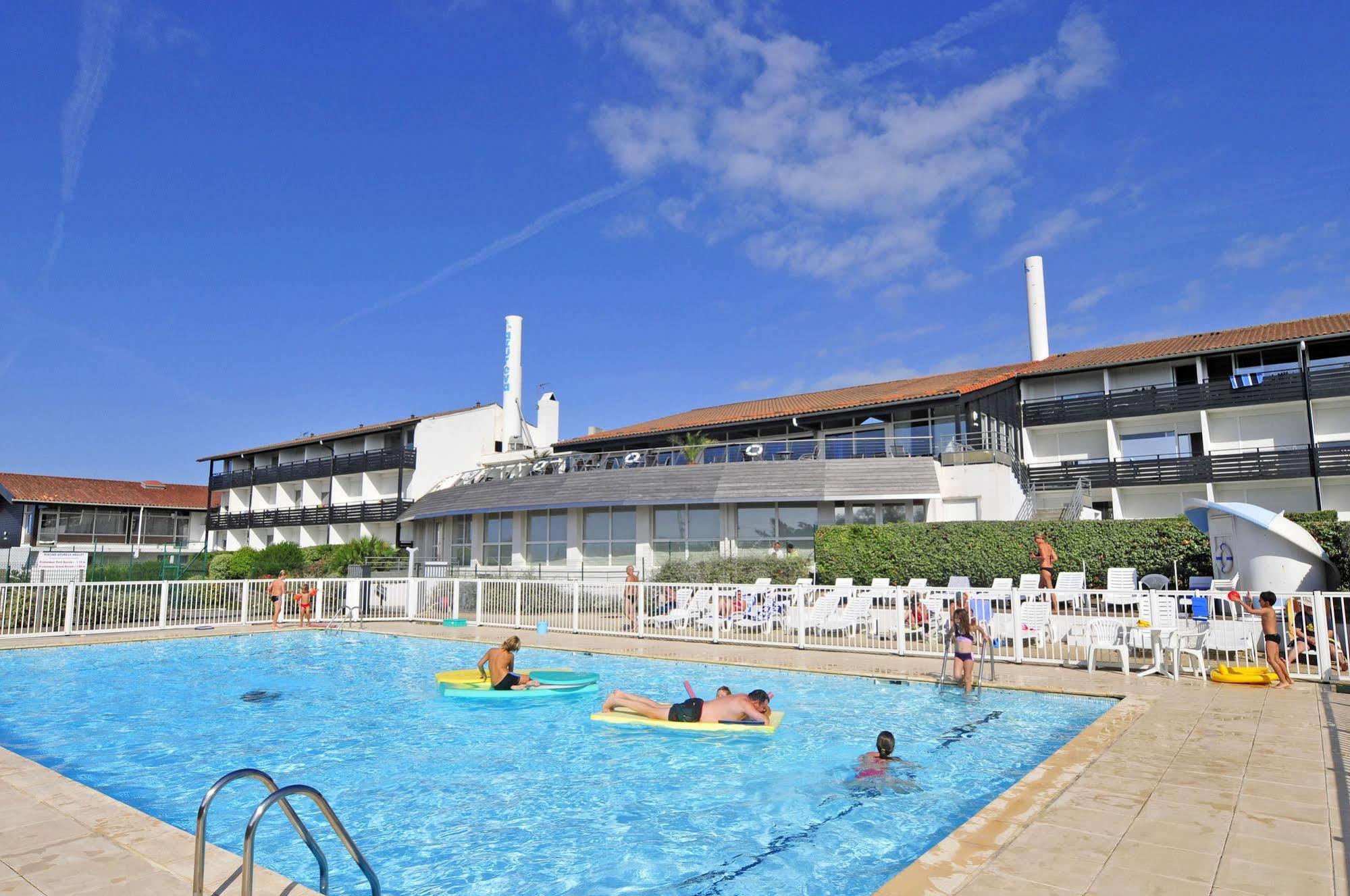 Village Vacances Azureva Ανγκλέ Εξωτερικό φωτογραφία